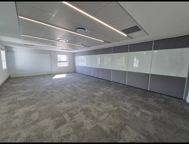 666M² OFFICE TO LET IN WOODMEAD